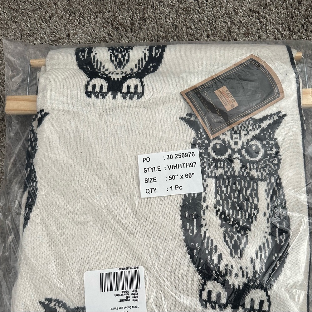 Owl Patterned Throw Blanket